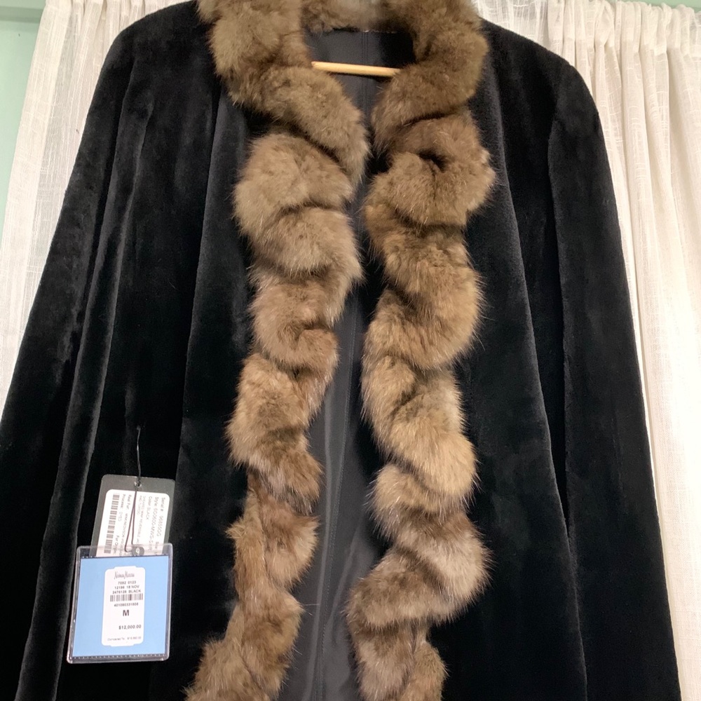 Gorski black sheared  Mink New with tags SZ M